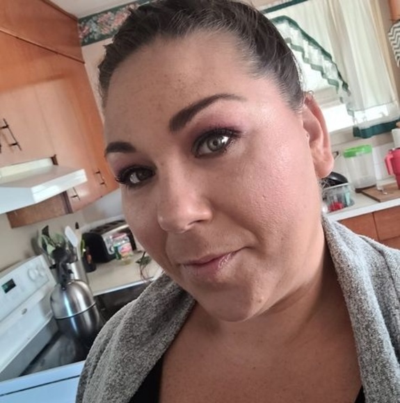 Meet your Posher, Jennifer - Picture 1 of 1